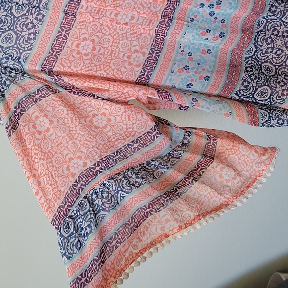 Style & Co plus floral cold shoulder sheer blouse 2X - Picture 5 of 8